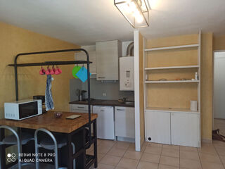  Appartement à louer 1 pièce 28 m²
