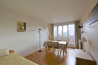  Appartement à louer 3 pièces 65 m²