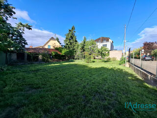  Terrain à vendre 371 m²
