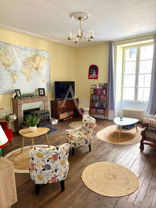  Maison à vendre 10 pièces 305 m²