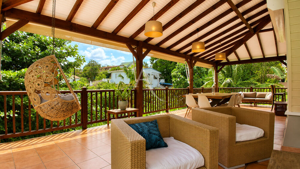 Vente Maison Villa quatre chambres avec piscine et environnement paisible sur les hauteurs de Fort de France Fort de france