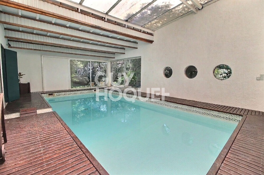 Demeure de prestige Tarascon 10 pièces 242.71 m2