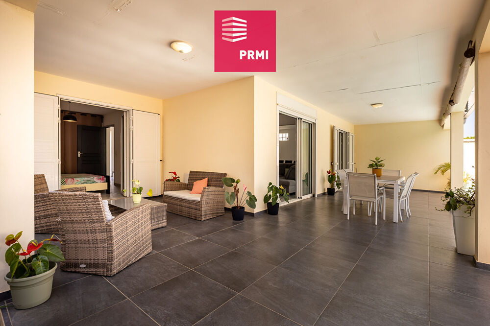 Vente Maison Maison F5 avec varangue et piscine, Secteur St Louis 97450 Saint louis