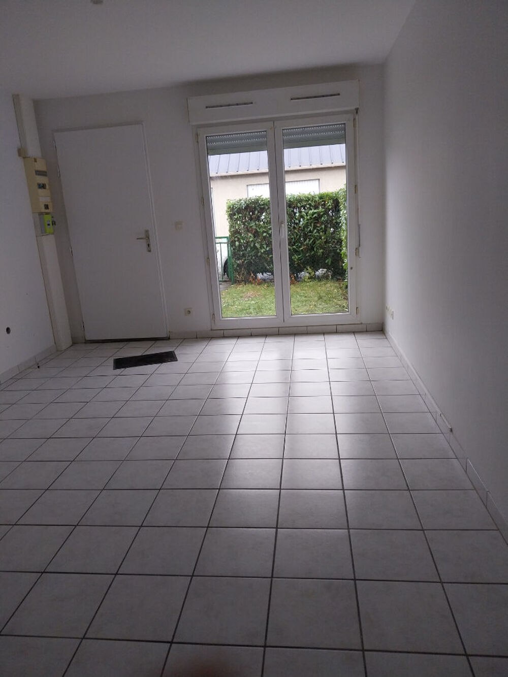 Location Appartement Appartement duplex 42.60m² avec jardinet et garage Evreux