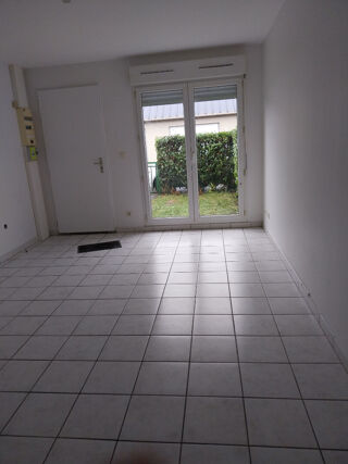  Appartement à louer 2 pièces 43 m²