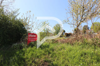  Terrain  vendre 742 m