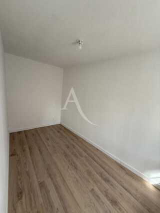  Appartement � louer 3 pi�ces 51 m� Saint aubin de luigne