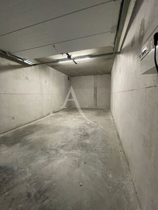  Parking / Garage � vendre 17 m�