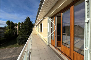 Appartement à louer 4 pièces 88 m²