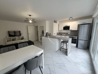  Appartement à louer 3 pièces 63 m²