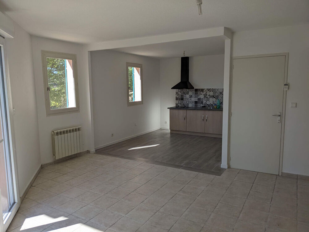 Location Appartement A LOUER - Appartement Pierrelatte 3 pièces avec terrasse Pierrelatte