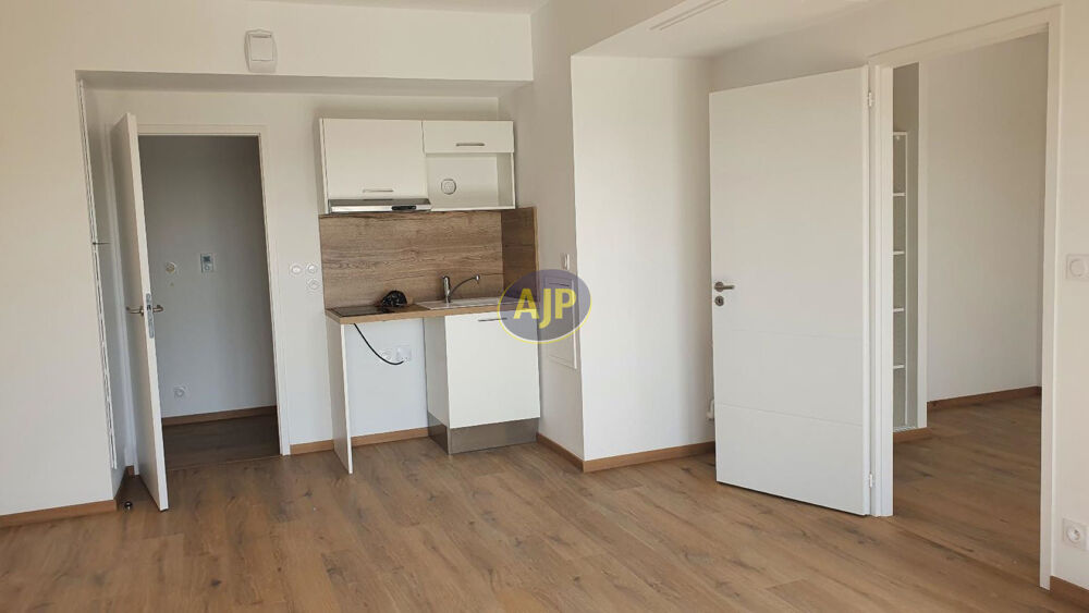 Location Appartement Couëron Appartement 2 pièce(s) 45.81 m2 Coueron