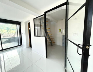  Immeuble � vendre 4 pi�ces 192 m�