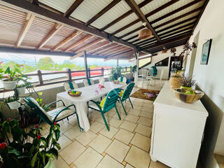  Maison � vendre 15 + pi�ces 530 m�