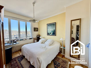  Appartement � vendre 5 pi�ces 130 m�