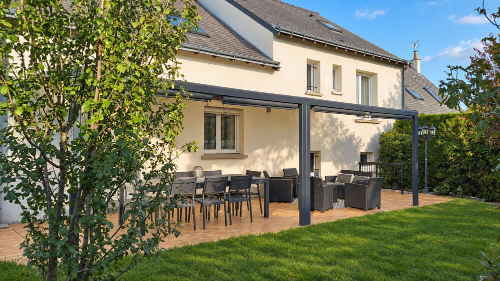 Vente Maison Maison  familiale 4 à 5 chambres- 128.80 m2 - La Riche La riche
