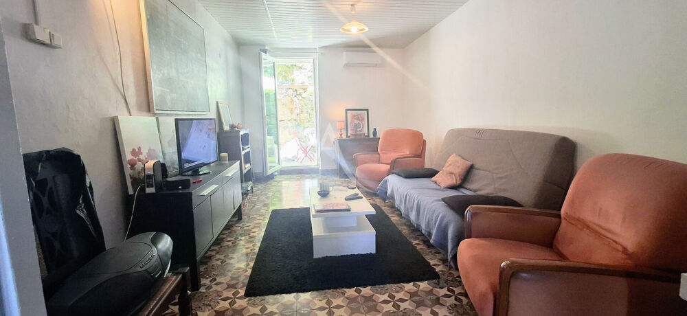 Maison de ville avec terrasse et garage BEDARIEUX