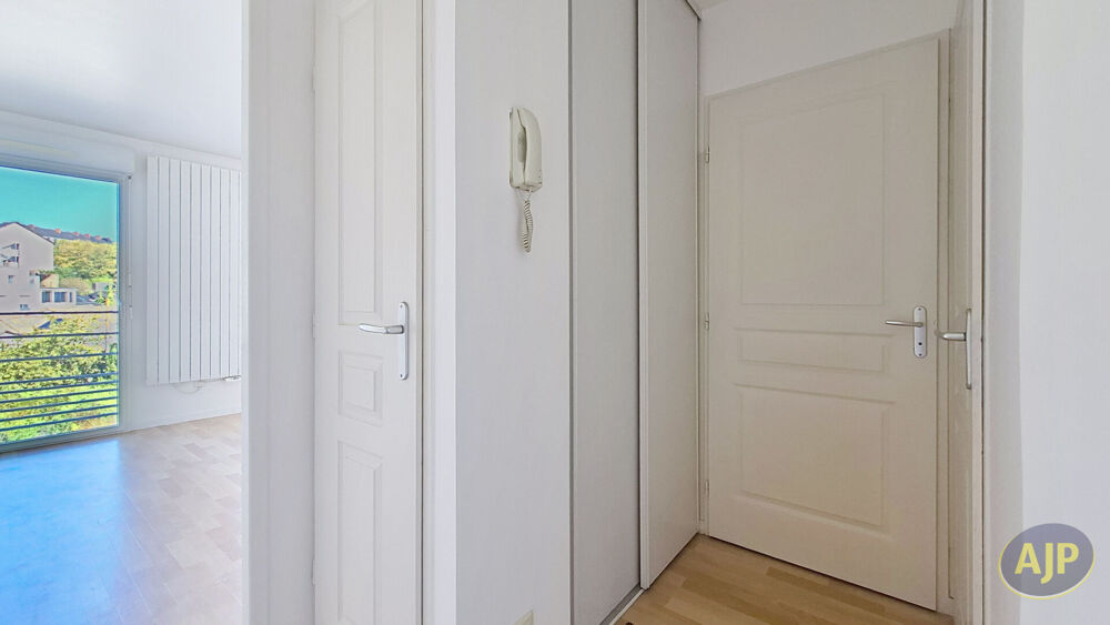 Location Appartement Studio La Roche Sur Yon La roche sur yon