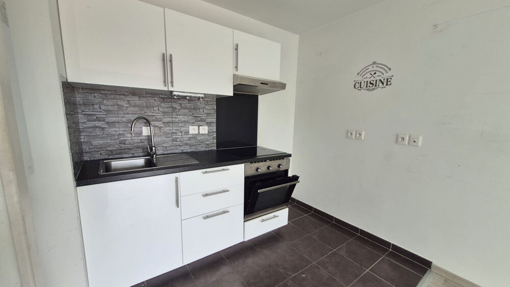 Vente Appartement T2 récent Marcq-En-Baroeul CROISE LAROCHE balcon et parking Marcq en baroeul