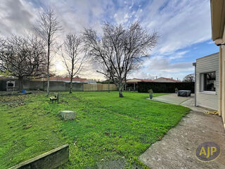  Maison � vendre 8 pi�ces 198 m�