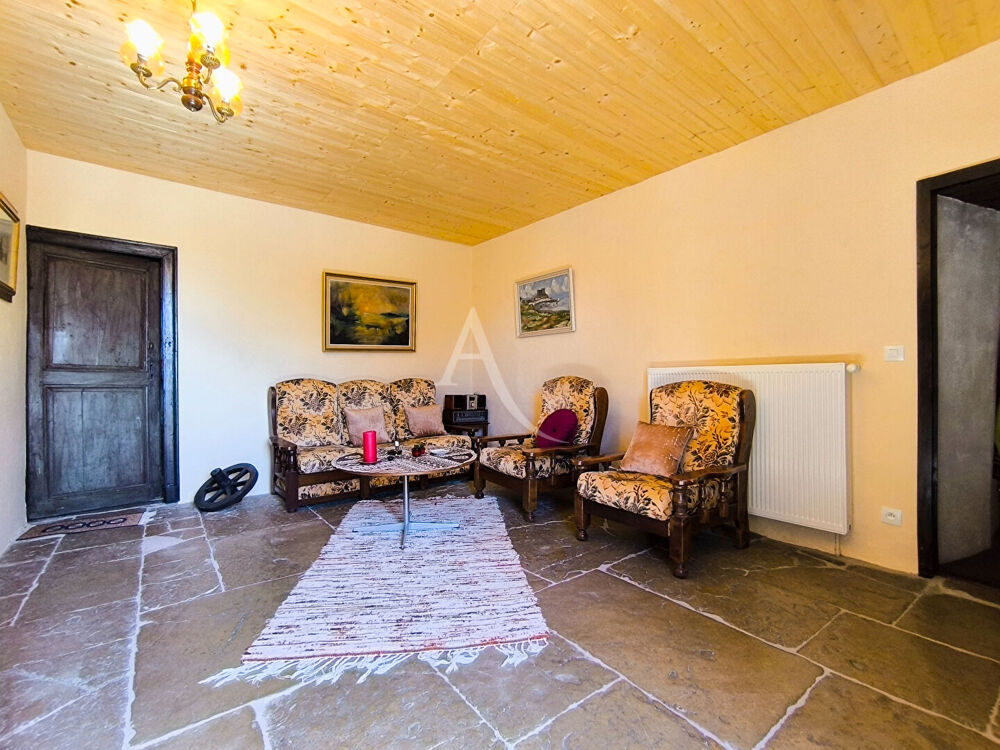 Vente Maison Maison en pierre 122m² + grange aménageable, à 5 min des commerces Catus
