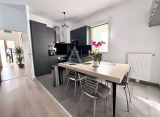  Appartement à vendre 4 pièces 81 m²