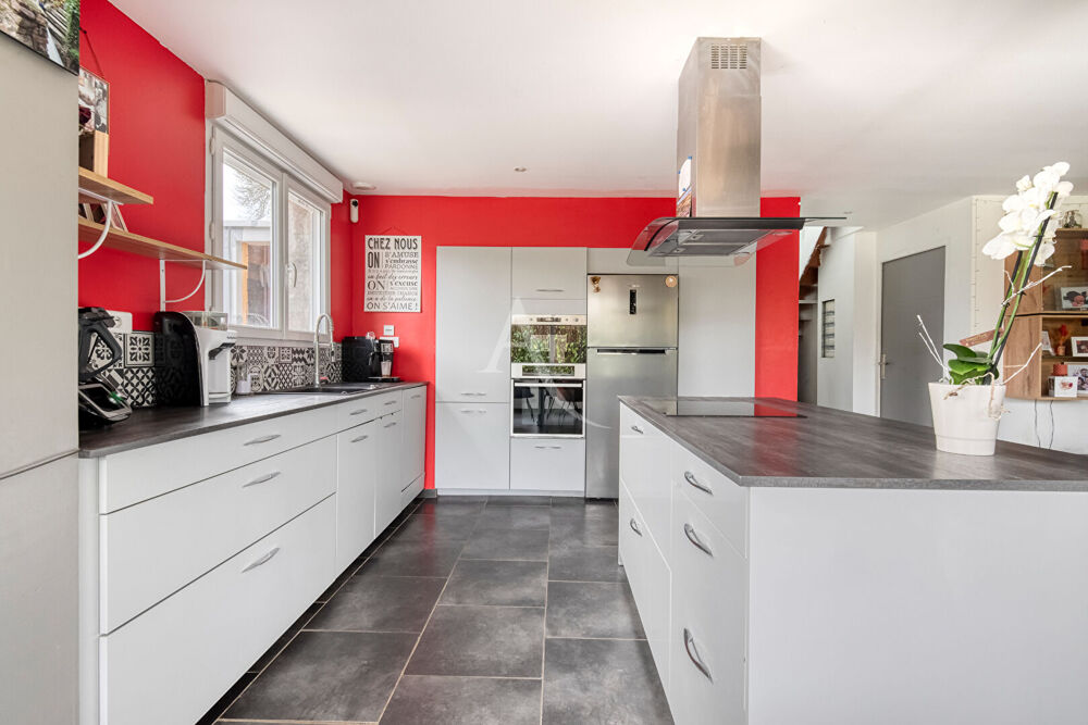Vente Maison À VENDRE  - Maison de 122 m² - Brissarthe / Chemiré - À deux pas de la Sarthe Brissarthe