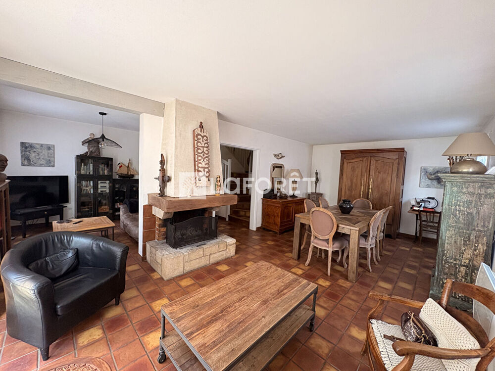 Maison Oinville-sur-montcient 5 pièce(s) 130 m2