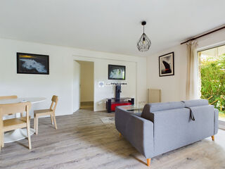  Appartement à louer 2 pièces 56 m²