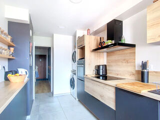  Appartement à louer 4 pièces 94 m²
