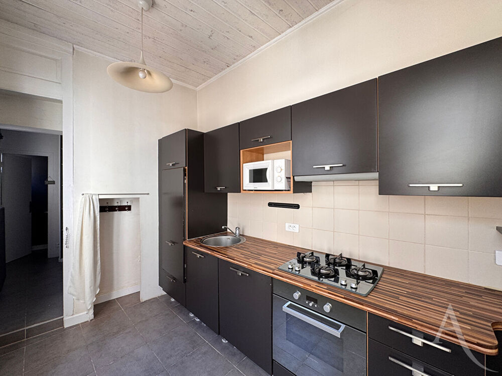 AMIENS ? QUARTIER HENRIVILLE ? MAISON D'ENVIRON 120 M² AVEC JARDIN