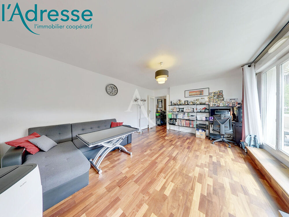 Vente Appartement Appartement dernier étage Noisy Le Grand 2 pièce(s) 50 m2 Noisy le grand