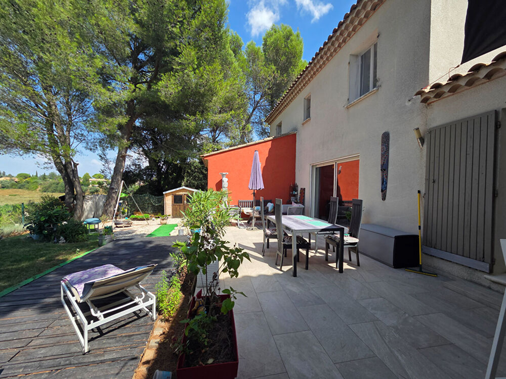 Maison Sauveterre 5 pièce(s) 142 m² parcelle 486m²