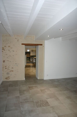  Maison à louer 4 pièces 104 m²