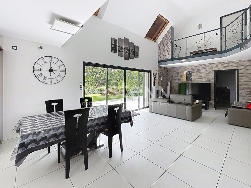 Exclusivité - Maison coup de coeur à Marzan - 168 m² sur parcelle de 3 555 m²