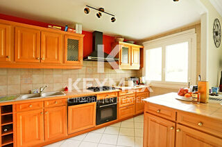  Appartement � vendre 5 pi�ces 101 m�