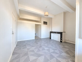  Appartement à louer 1 pièce 31 m²