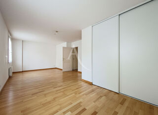  Appartement à louer 1 pièce 36 m²