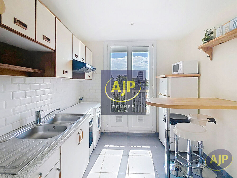 Vente Appartement Appartement T4 - 3 chambres - BOURG L'EVEQUE Rennes