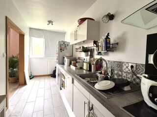  Appartement � vendre 3 pi�ces 77 m�