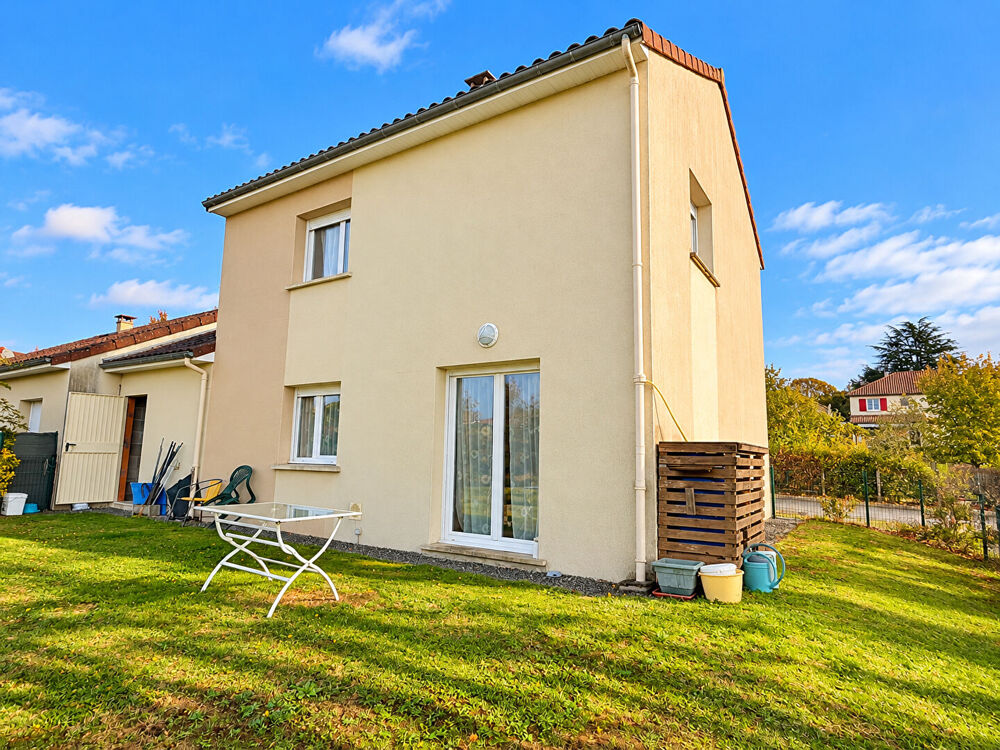 Vente Maison HAUTE VIENNE - Charmante maison de ville avec 3 chambres, jardin et garage au coeur de Nantiat Nantiat