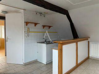  Appartement à louer 3 pièces 28 m²