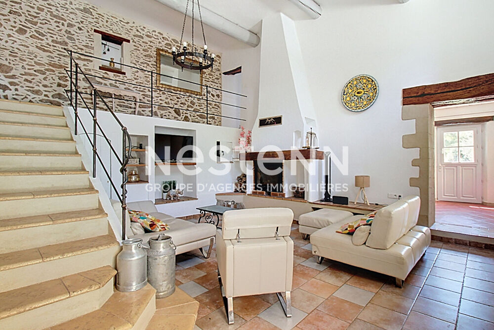 A VENDRE BASTIDE D'EXCEPTION EN PIERRE - VIDAUBAN