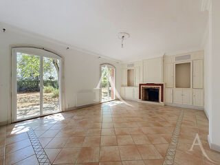  Maison à vendre 9 pièces 248 m²
