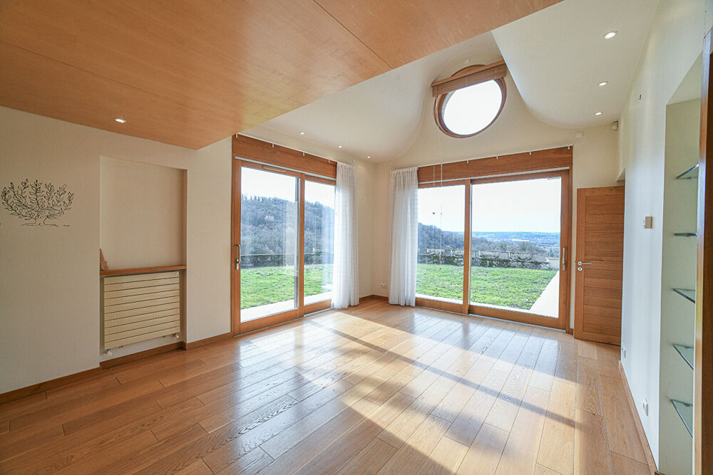 � vendre  Villa Saint-Genix-sur-Guiers (73240)