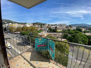  Appartement à louer 3 pièces 56 m²