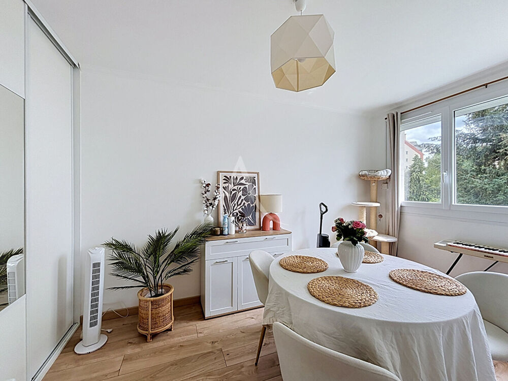 Appartement Laval 4 pièce(s) 76.30 m2
