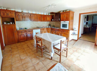  Maison à vendre 8 pièces 242 m²