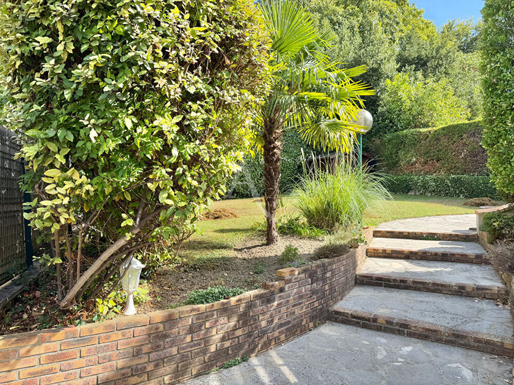 Vente Maison Maison Longjumeau 7 pièce(s) 136 m2 au Sol Longjumeau
