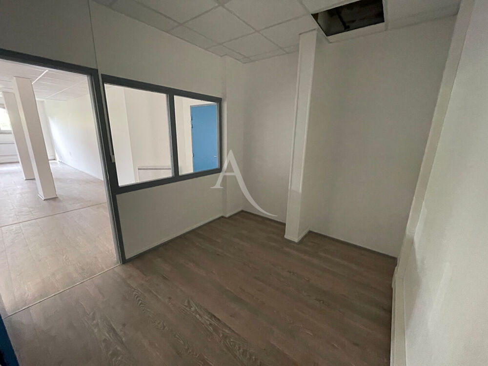   Bourg-en-Bresse Bureaux à louer centre ville - 125 m² + 2 Parkings Bourg en bresse